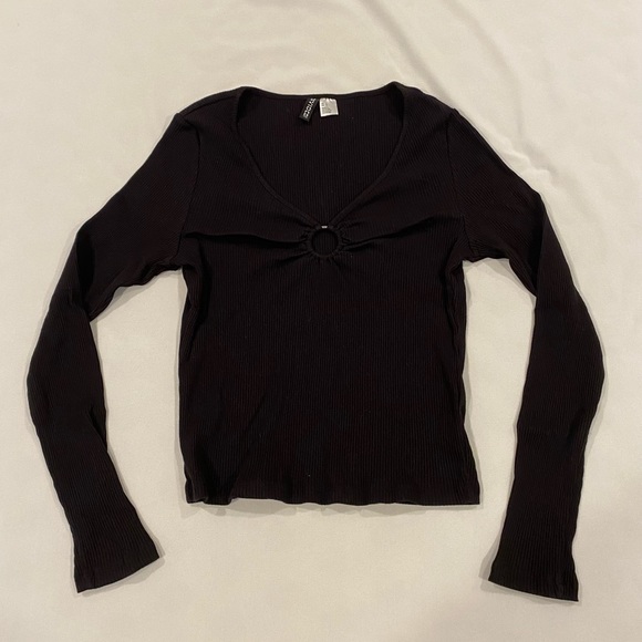 2 H&M long sleeve plunging neckline shirts size L - Picture 7 of 13